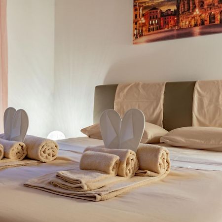 -Near Arena & Giuletta- Pet Friendly Mazzini Palace Verona Exteriör bild