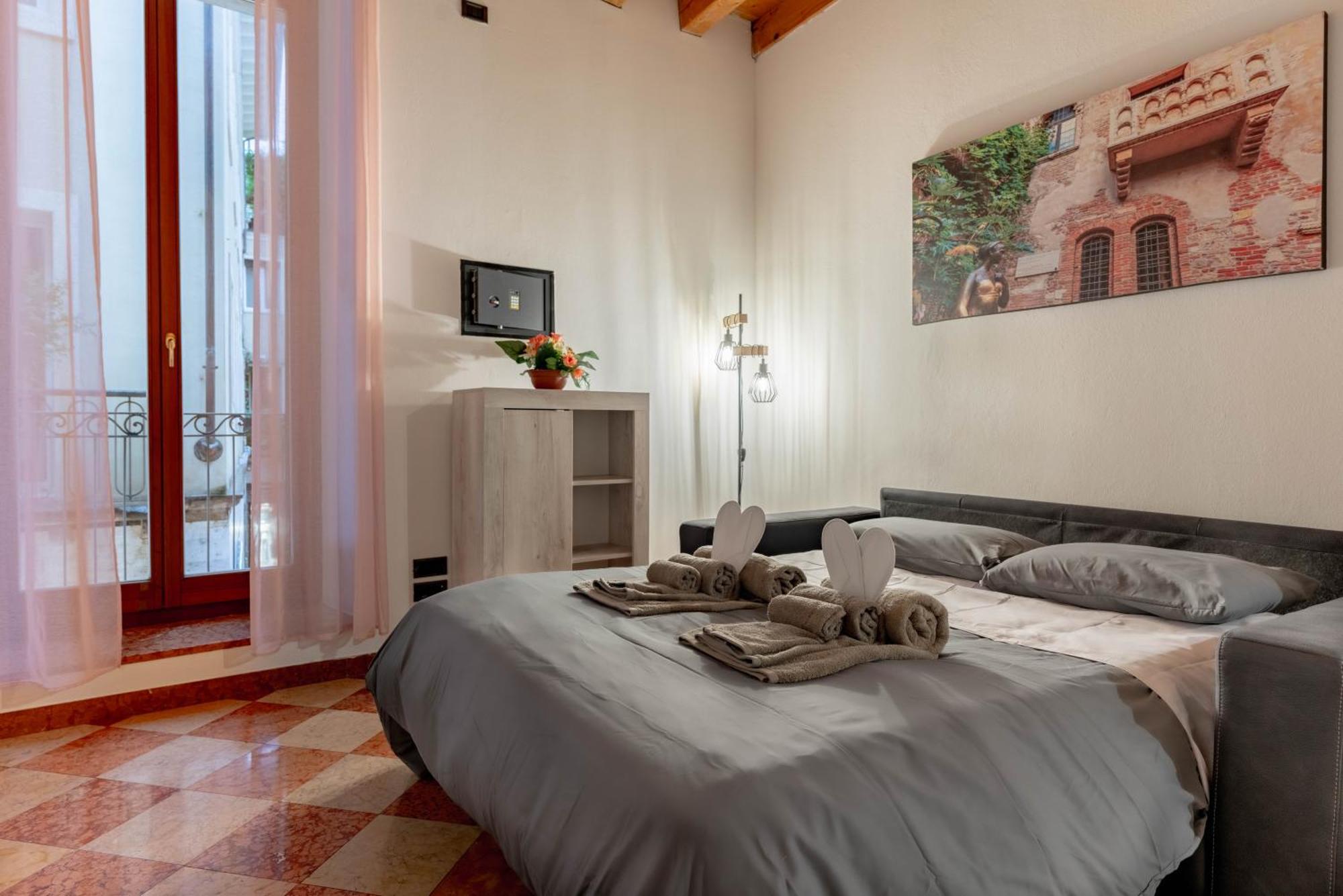 -Near Arena & Giuletta- Pet Friendly Mazzini Palace Verona Exteriör bild